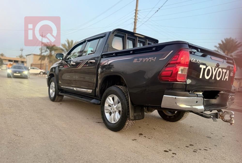 تۆیۆتا هایلۆکس